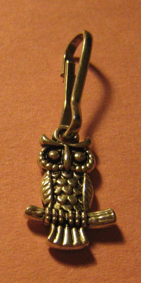 Owl Zipper Pull