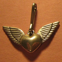 Winged Heart Zipper Pull