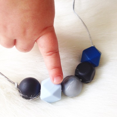 Mod teething necklace