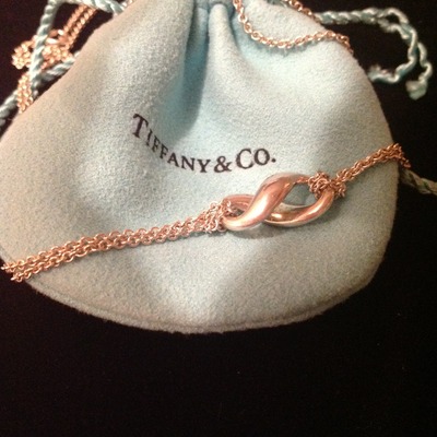100% authentic tiffany & co infinity pendant