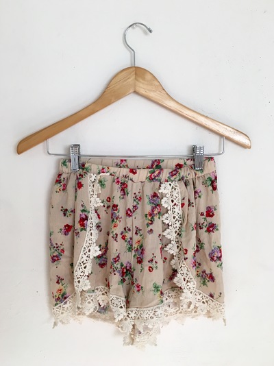Floral soft shorts
