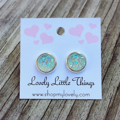 8mm clear studs with silver setting