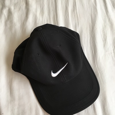 Black nike cap