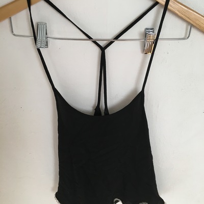 Black detail tank