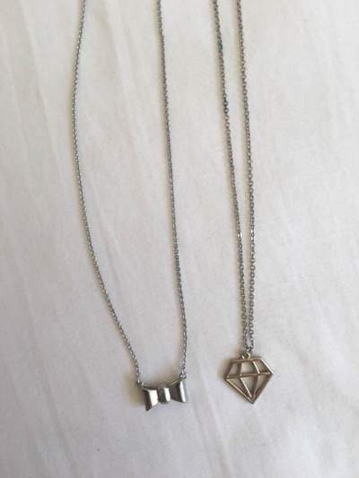 Set of 2 Short Necklaces 