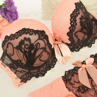 Sweet lace lingerie set - Thumbnail 3