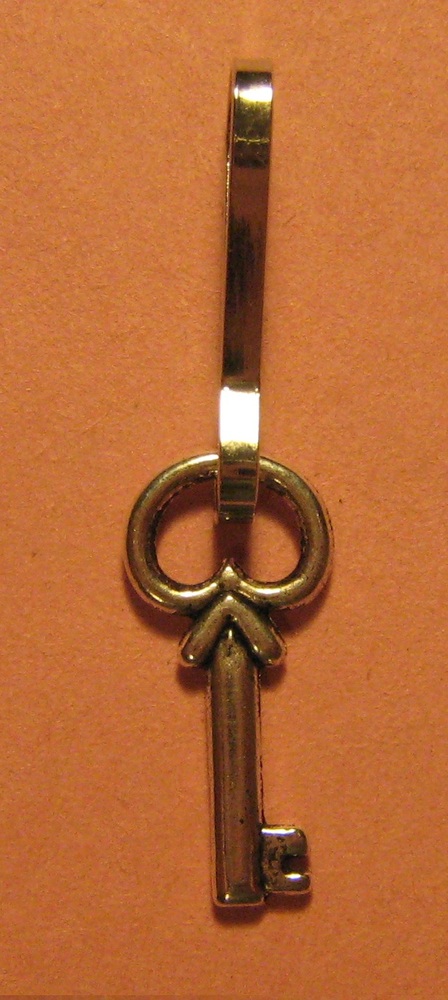 Rounded Key Zipper Pull