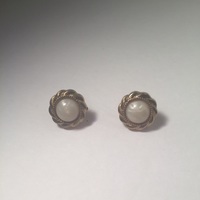 Vintage Button Earrings - Thumbnail 1