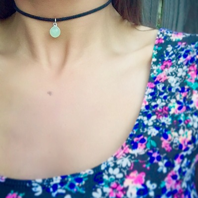 Adjustable black suede choker 