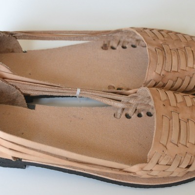 Size 40 us 9 women's caites - Thumbnail 5