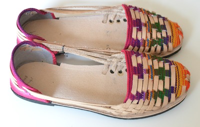 Size 37 US 6.5 Women's Caites