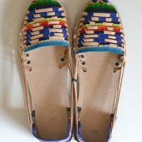 Size 38 US 7.5 Women's Caites - Thumbnail 1