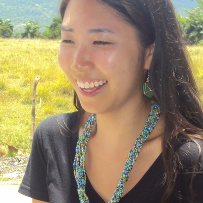 Beaded necklace with sambo clasp