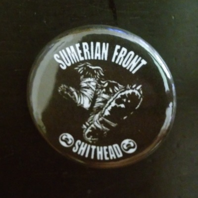 Crom "sumerian front" button