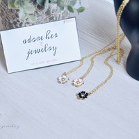 delicate flower necklaces - Thumbnail 4