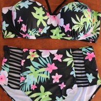 Can't Compare High Waist Swim Set - Thumbnail 2