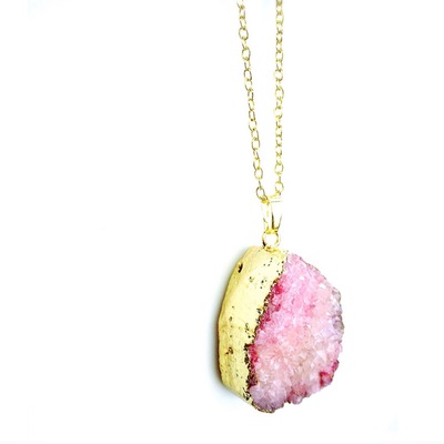 Pink quartz gold-plated pendant necklace 