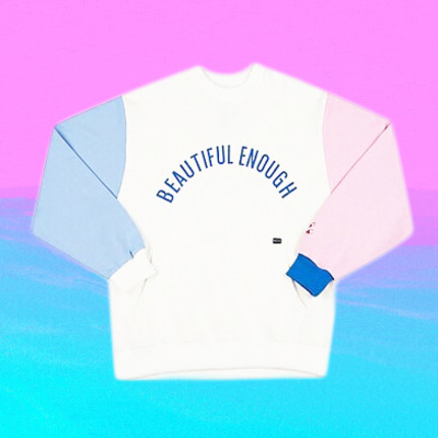 Beautiful enough sweater - Thumbnail 2