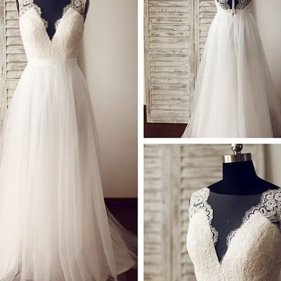 Lace and tulle wedding dress pwd0003