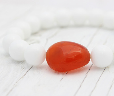 Cornelian Alabaster White bead bracelet / fresh natural orange
