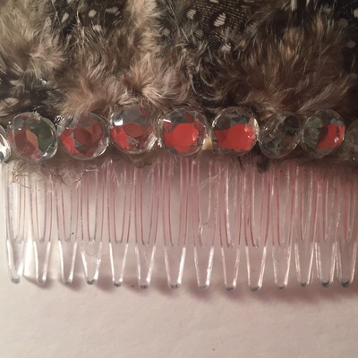 Party feather hair comb