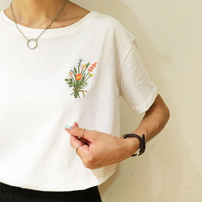 SOFT GRUNGE FLOWERS TEE