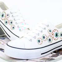 Harajuku eye painted canvas shoes - Thumbnail 2