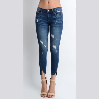 Distressed jeans - Thumbnail 4