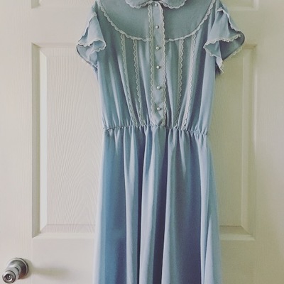 Vintage blue dress with lace details