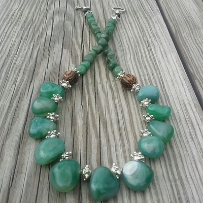 Lush Green Necklace 