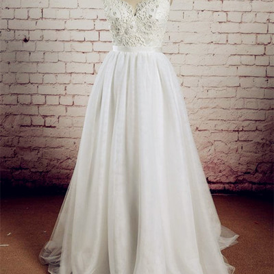 Lace and tulle wedding dress pwd0030