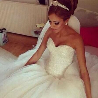 Beads and tulle wedding dress pwd0049