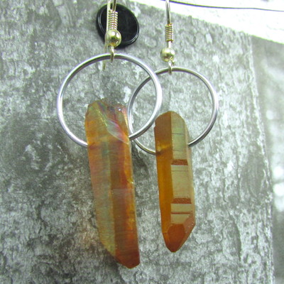Yellow incandescent quartz earrings 