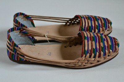 Women's Caites/Huaraches Size 39 US 8