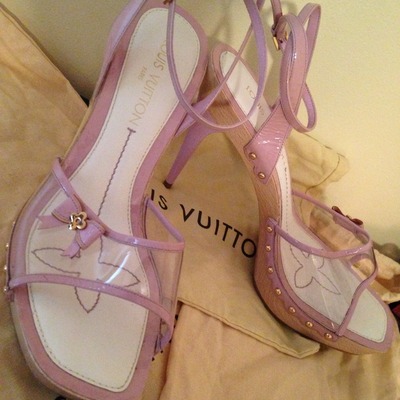 Louis vuitton limited edition lavender heels