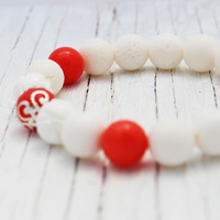 White Orange Coral beaded bracelet - Thumbnail 2