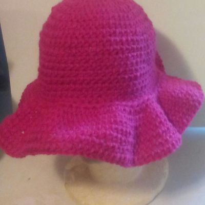 Crochet wide brimmed hat
