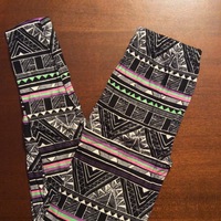 Bright Lines Leggings - Thumbnail 2