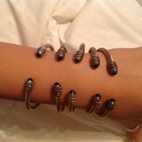 Beautiful bracelets, brand new. - Thumbnail 3