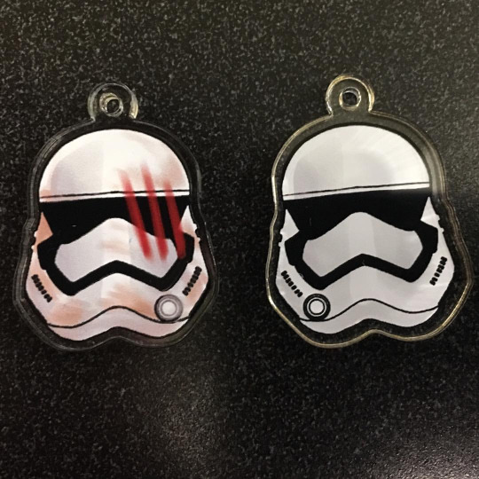 FN2187 Acrylic Charm