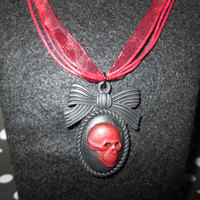 Burgundy & Black Goth Loli Skull Cameo Necklace with Bow Frame - Thumbnail 2