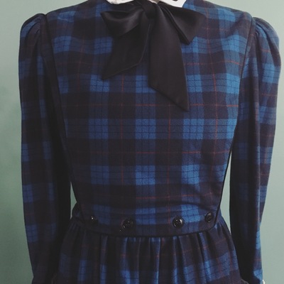 Vintage bow tie dess