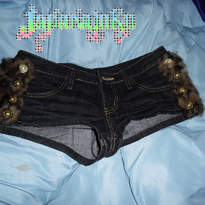 〖sold out〗d.i.a. fur jean shorts