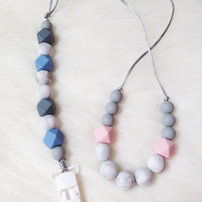 Marble pacifier clip