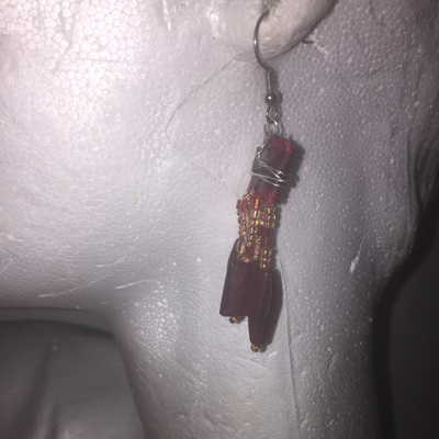 $2 buck deal- beaded drop earrings