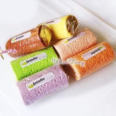 Breadou squishy swiss roll hand rest - Thumbnail 5