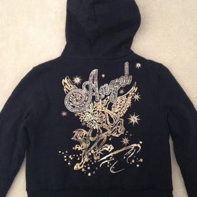 Semi cropped black sweater