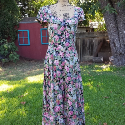 90s floral sweetheart dress