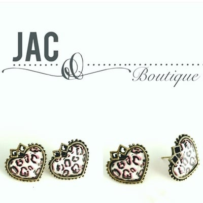 Earrings - vintage heart leopard stud