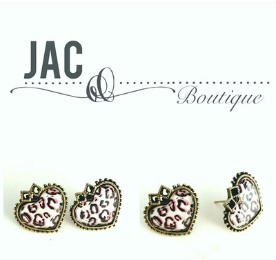 Earrings - Vintage Heart Leopard Stud